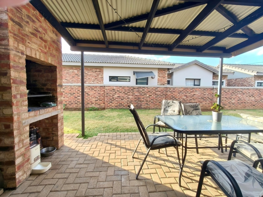 3 Bedroom Property for Sale in Baillie Park North West